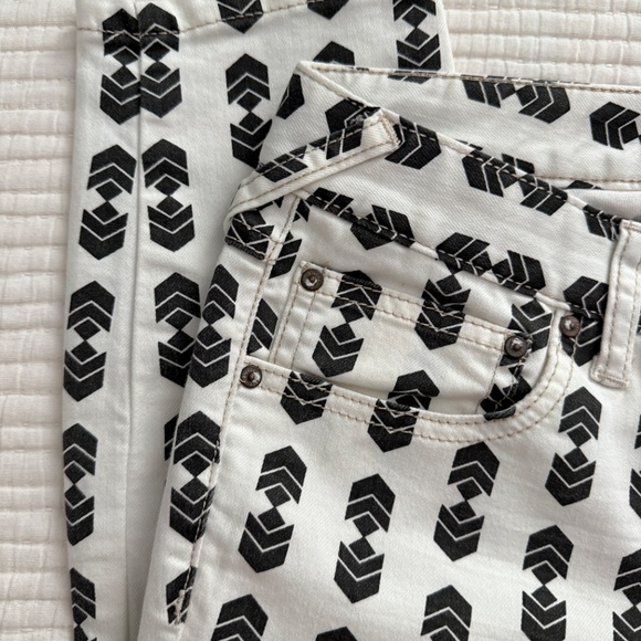 Free People Arrowhead Skinny Jeans in Black and White (Size 28) - Picture 5 of 9